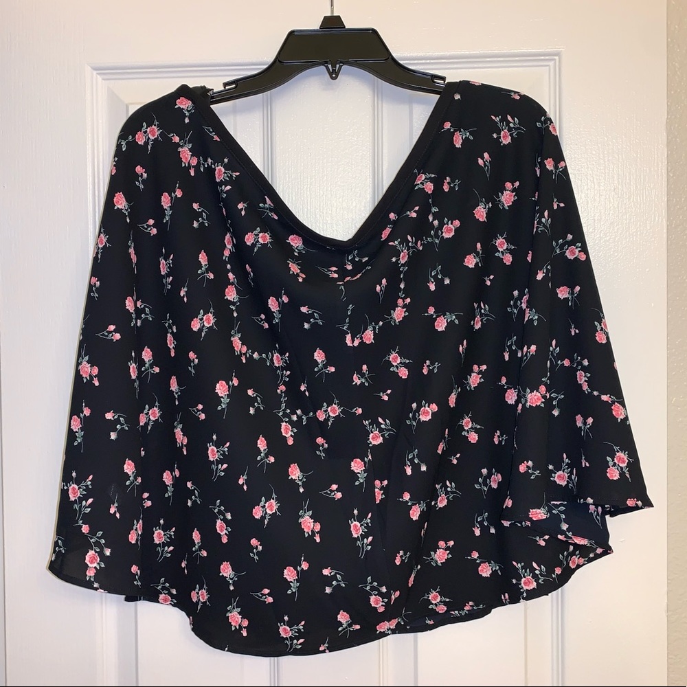 Black floral skirt Forever 21+